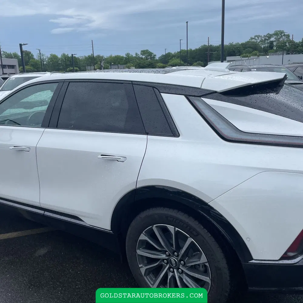 2025 Cadillac LYRIQ Sport 2