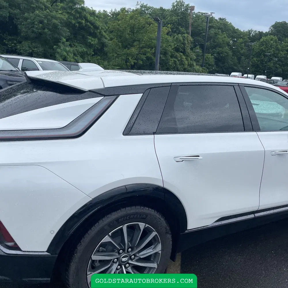 2025 Cadillac LYRIQ Sport 2