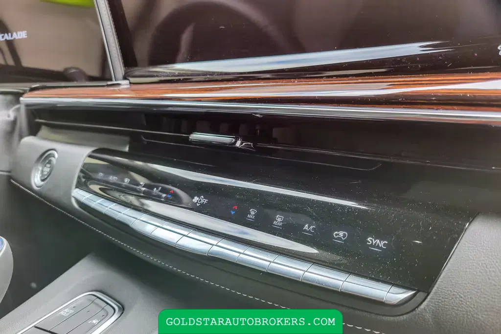 2022 Cadillac Escalade Premium Luxury 4WD
