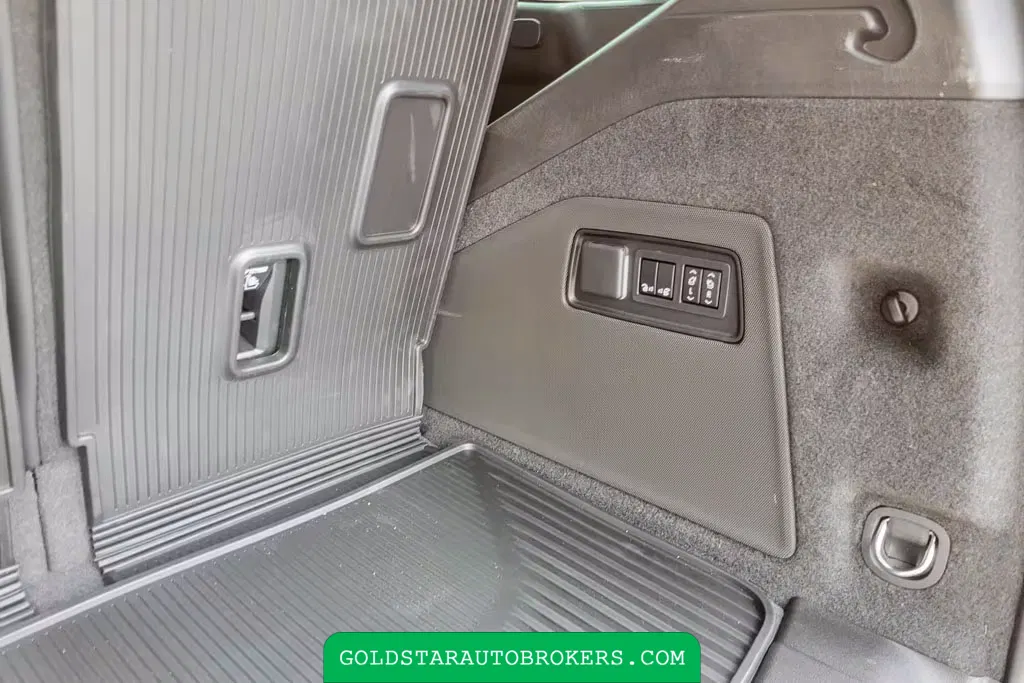 2022 Cadillac Escalade Premium Luxury 4WD