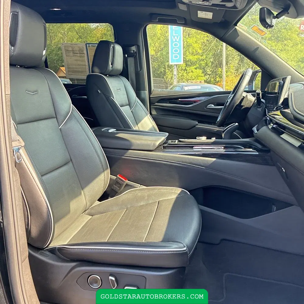 2024 Cadillac Escalade Sport