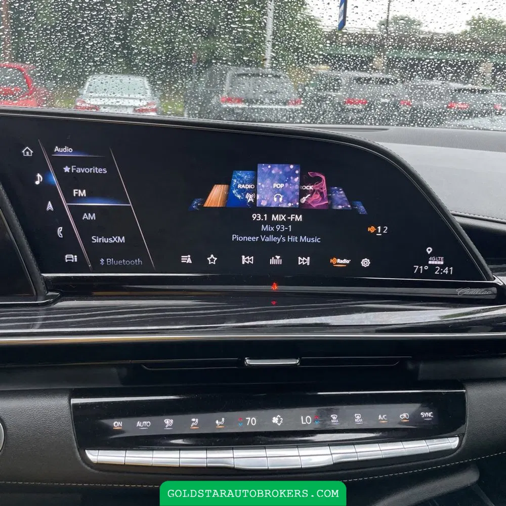 2022 Cadillac Escalade Sport