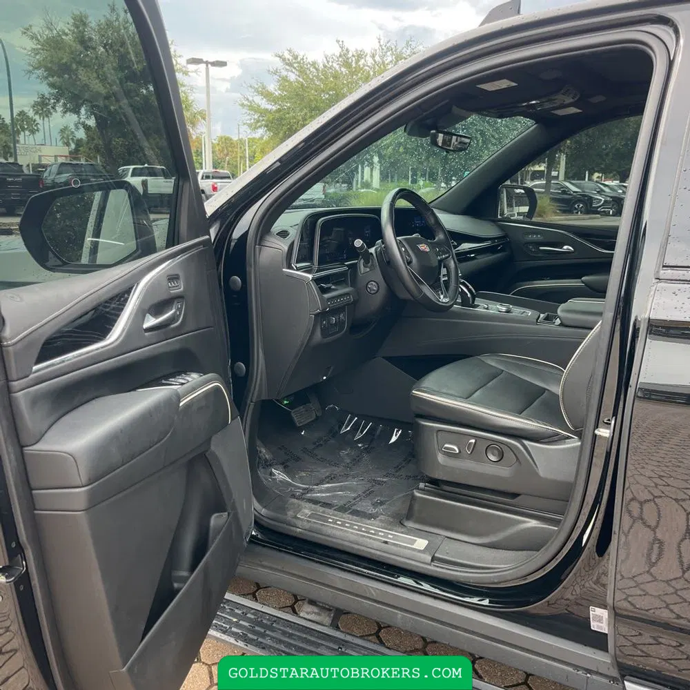 2023 Cadillac Escalade Sport