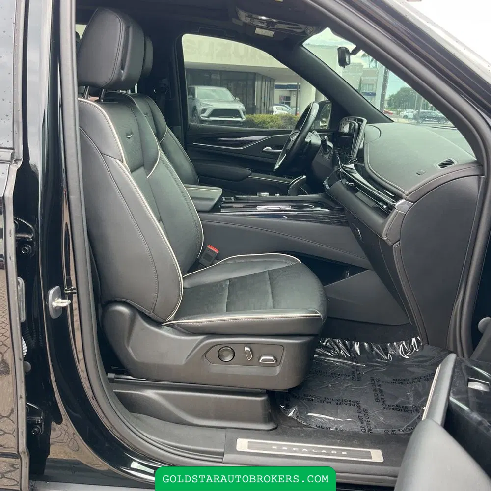2023 Cadillac Escalade Sport