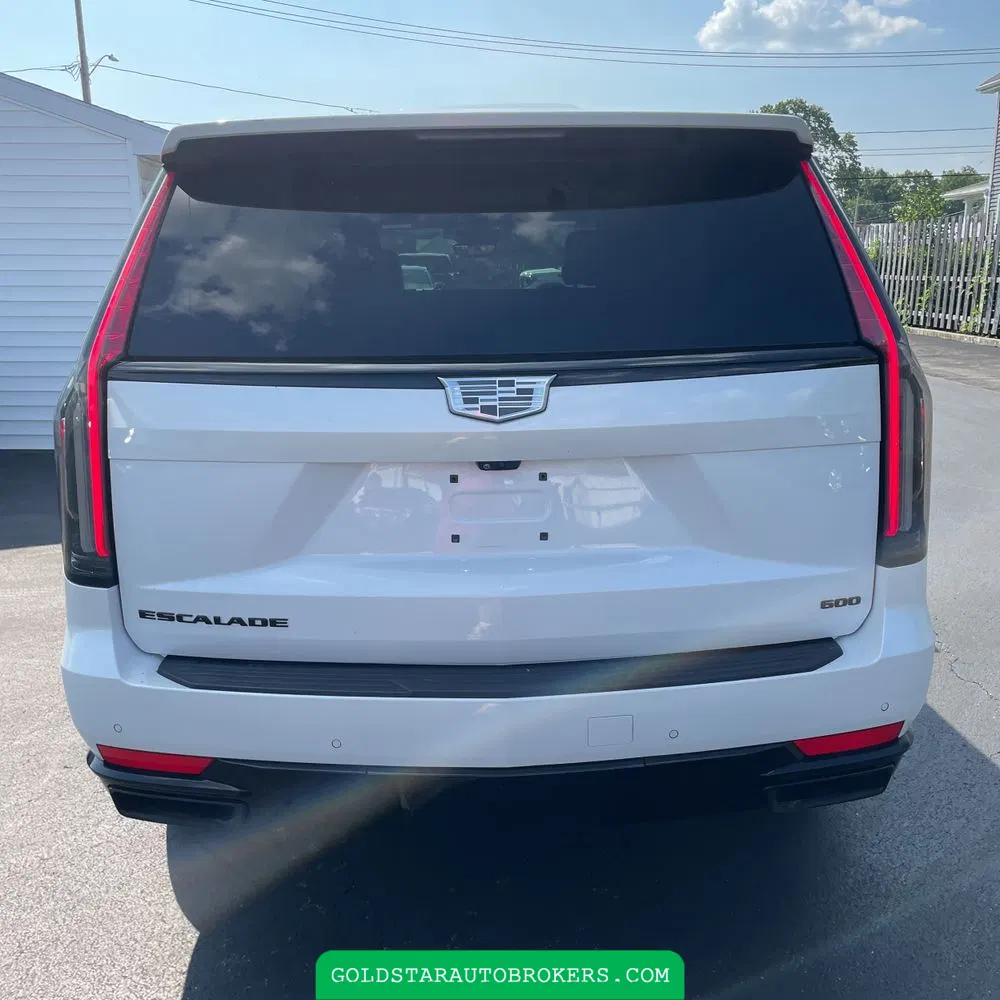 2022 Cadillac Escalade Sport