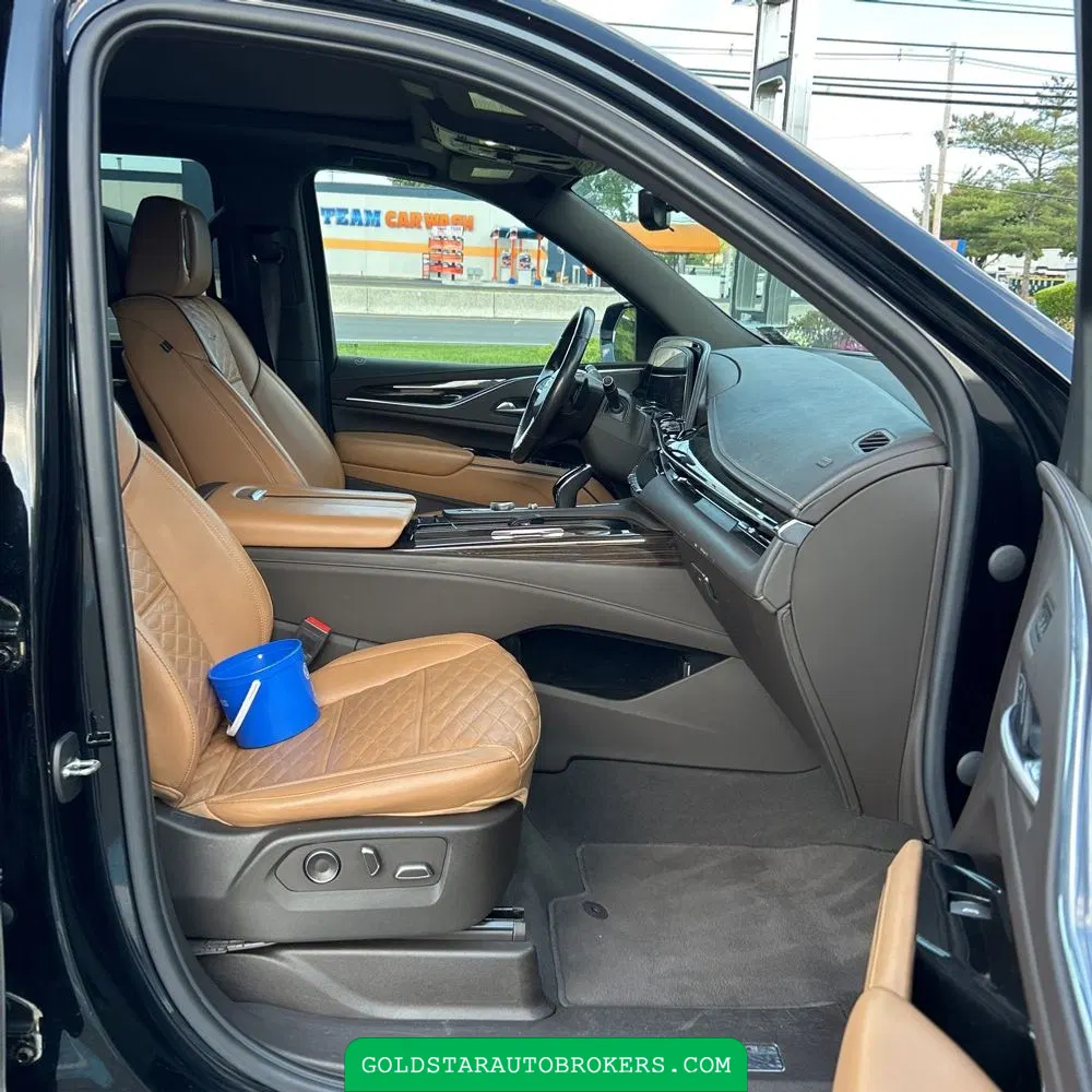2021 Cadillac Escalade ESV Premium Luxury