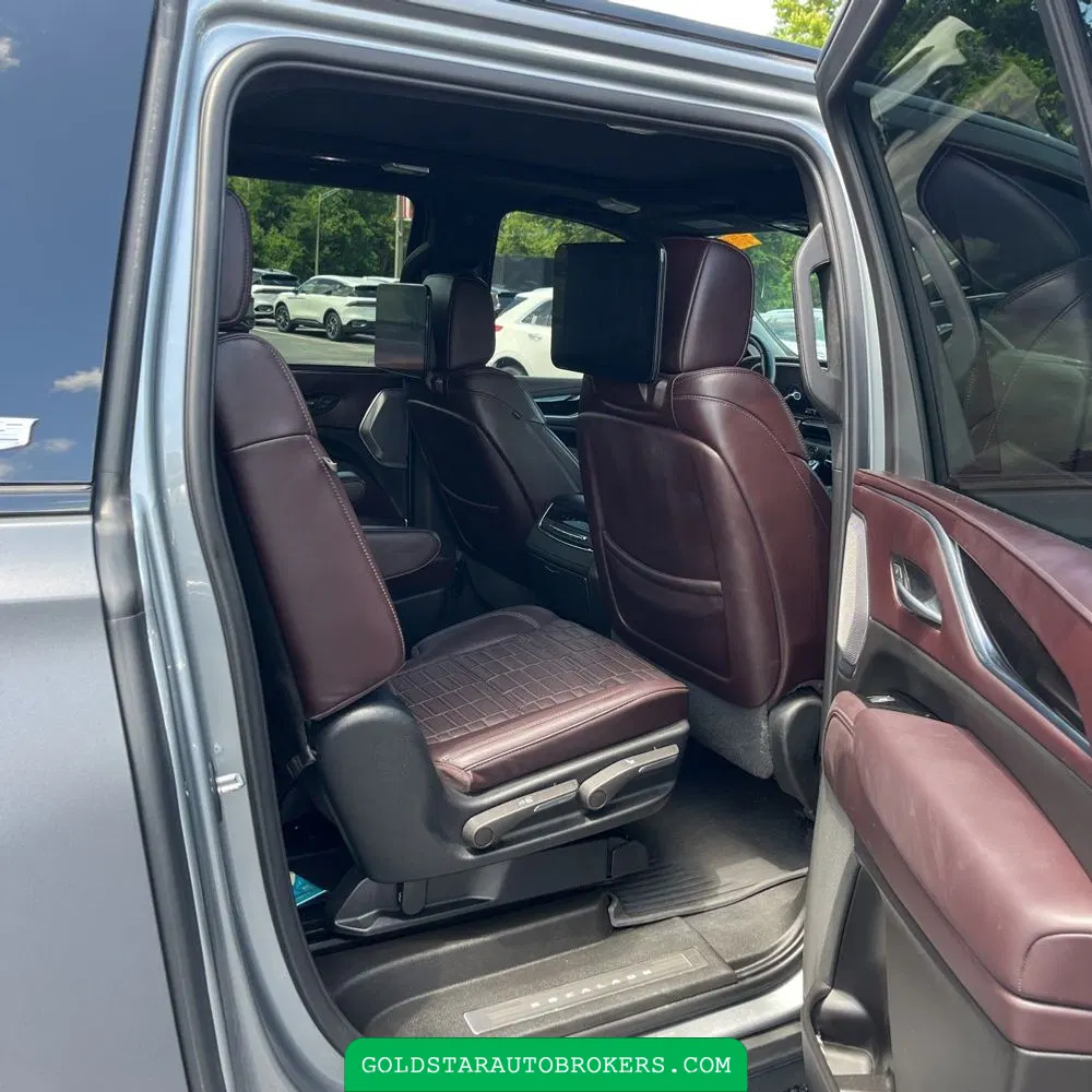 2023 Cadillac Escalade ESV Premium Luxury Platinum