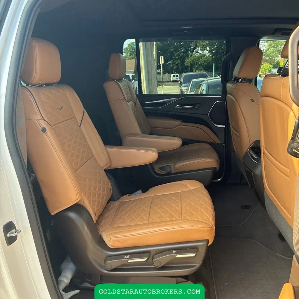 2022 Cadillac Escalade ESV Sport