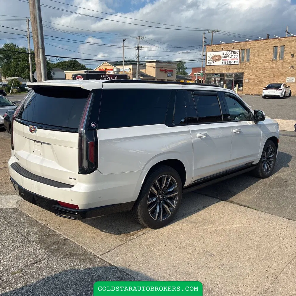 2022 Cadillac Escalade ESV Sport