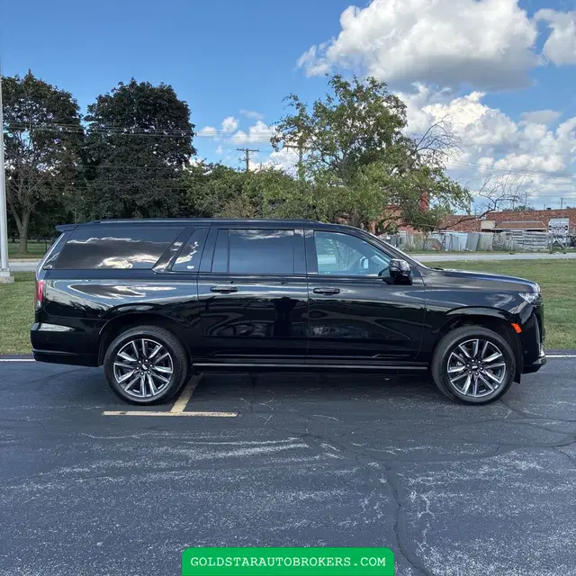 2022 Cadillac Escalade ESV Sport Platinum