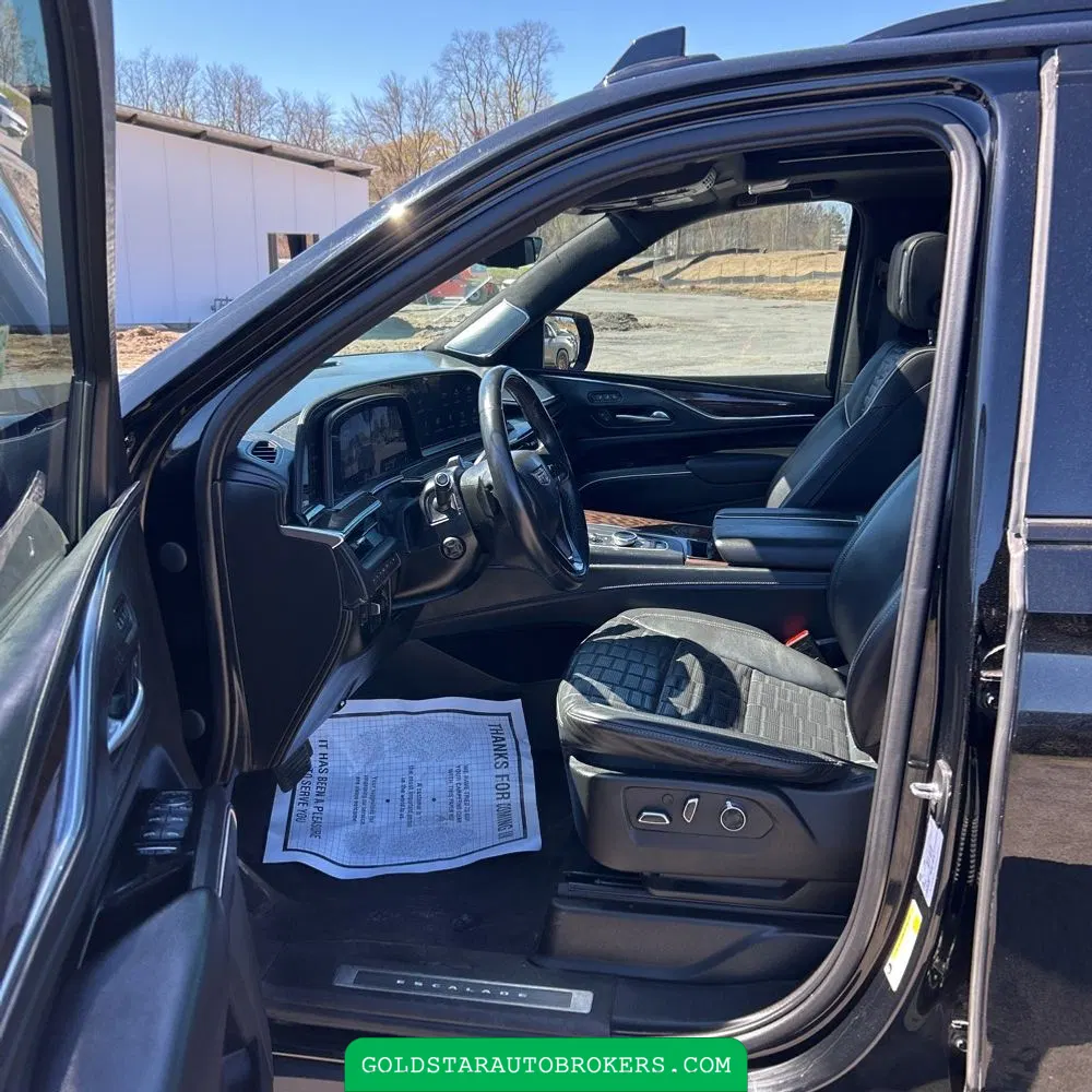 2023 Cadillac Escalade ESV Sport Platinum