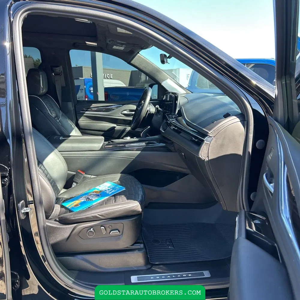 2023 Cadillac Escalade-V ESV Base