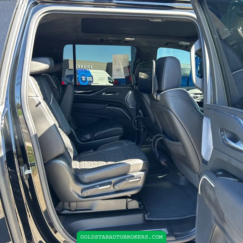 2023 Cadillac Escalade-V ESV Base