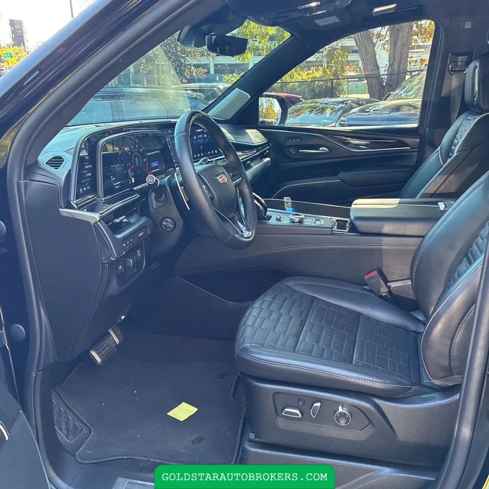2023 Cadillac Escalade-V ESV Base