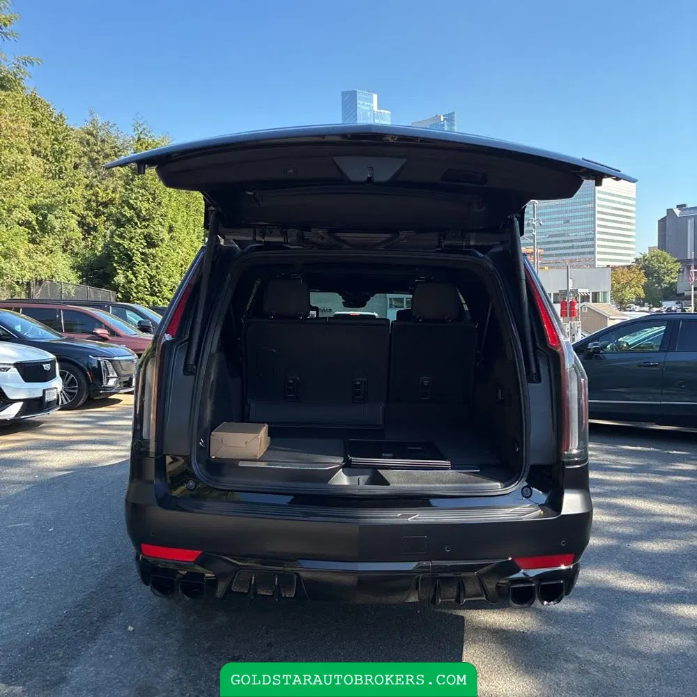 2023 Cadillac Escalade-V ESV Base