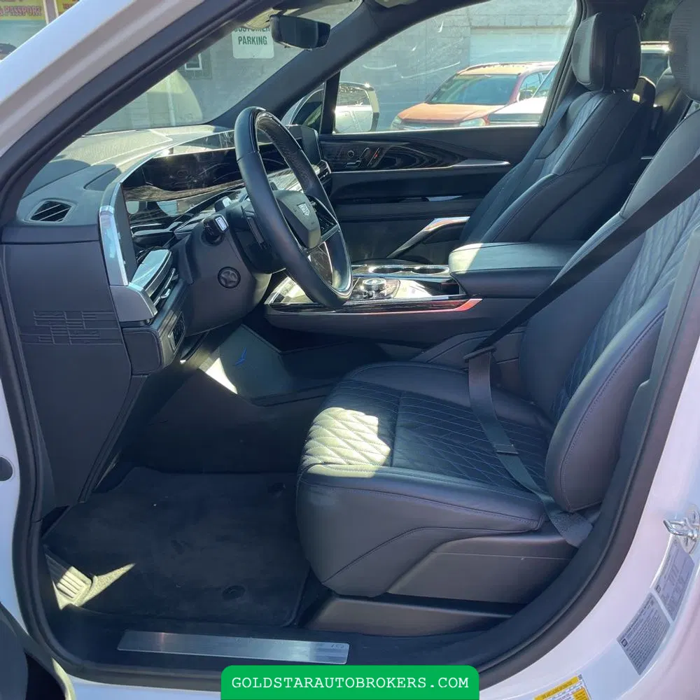 2025 Cadillac Escalade IQ Sport 1