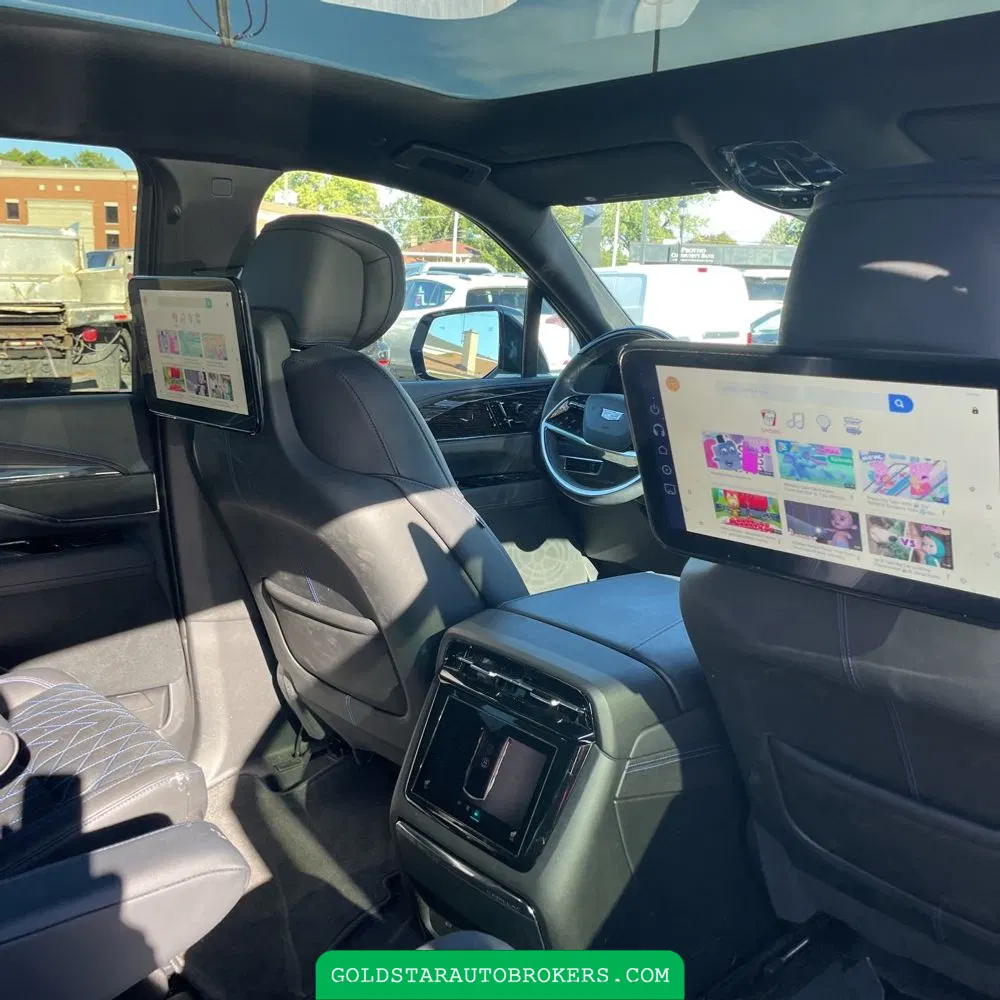 2025 Cadillac Escalade IQ Sport 1