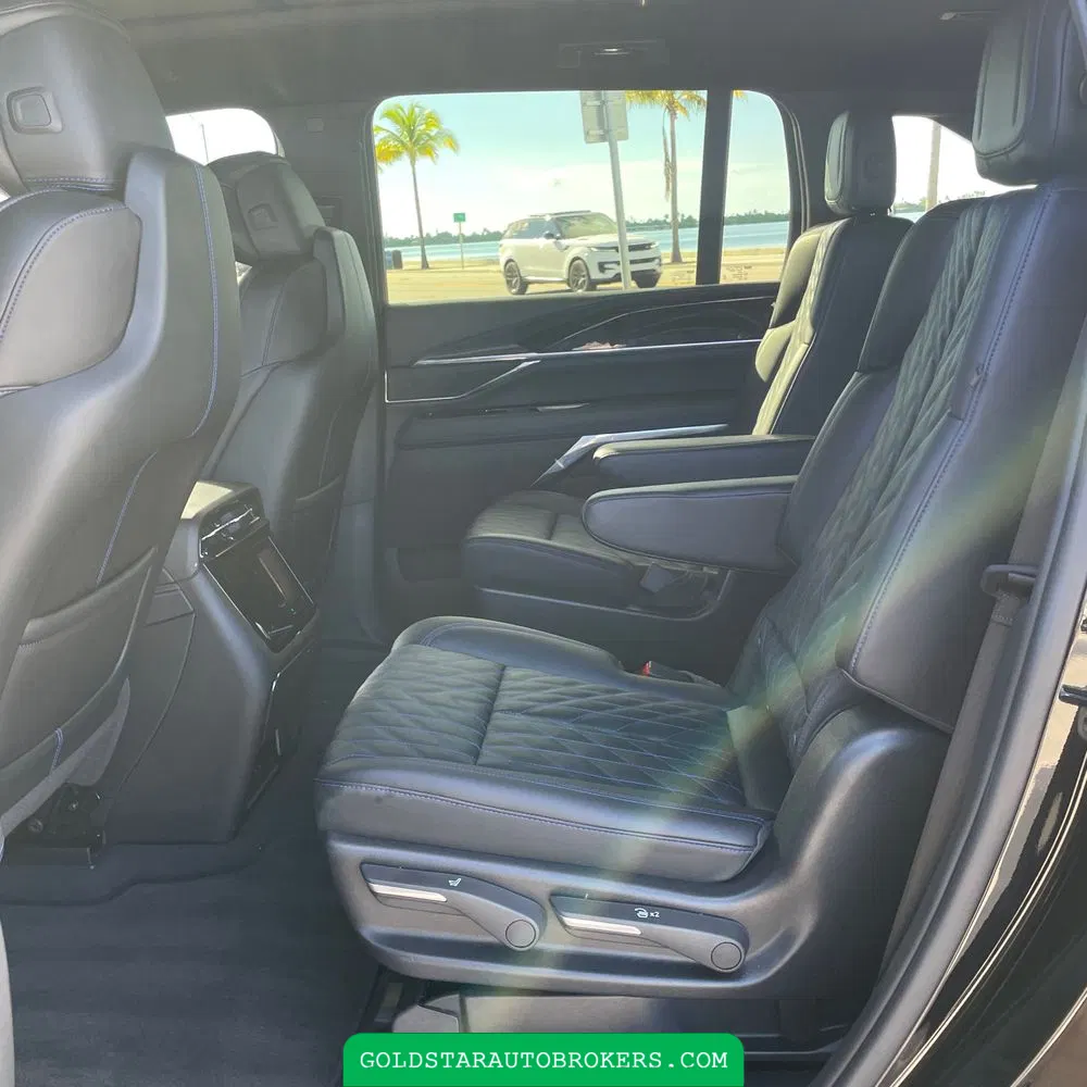 2025 Cadillac Escalade IQ Sport 1
