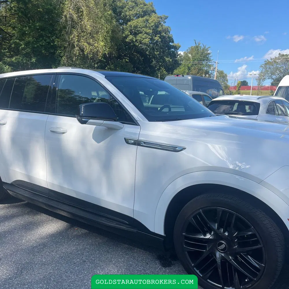 2025 Cadillac Escalade IQ Sport 2