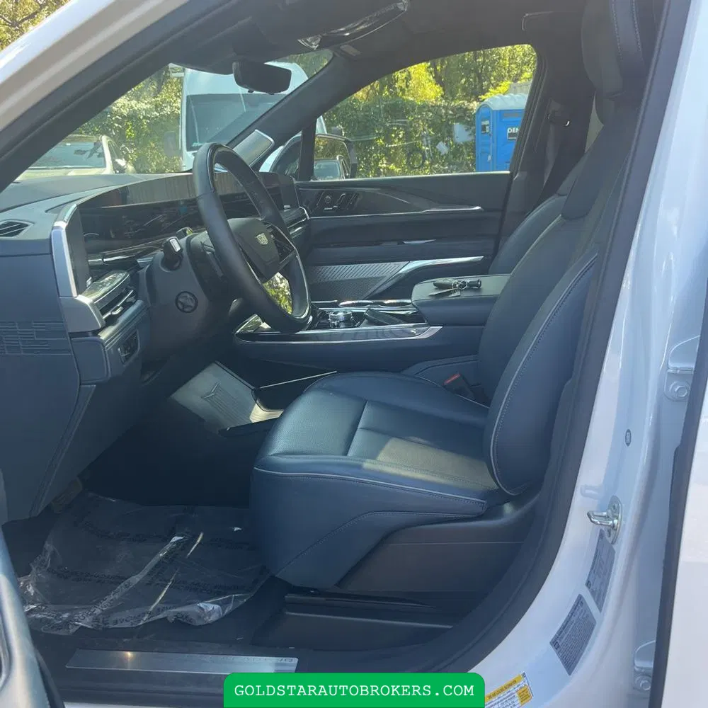 2025 Cadillac Escalade IQ Sport 2