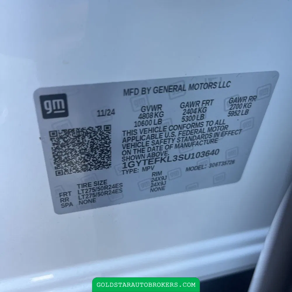 2025 Cadillac Escalade IQ Sport 2
