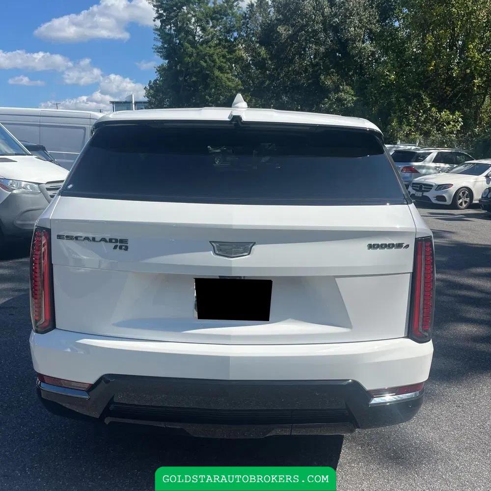 2025 Cadillac Escalade IQ Sport 2