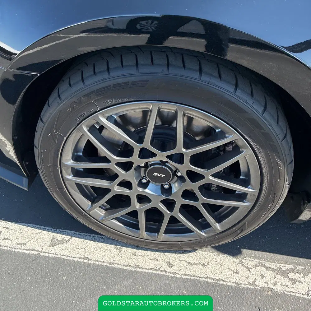 2013 Ford Shelby GT500 Base