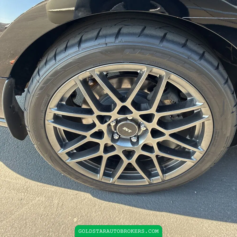 2013 Ford Shelby GT500 Base