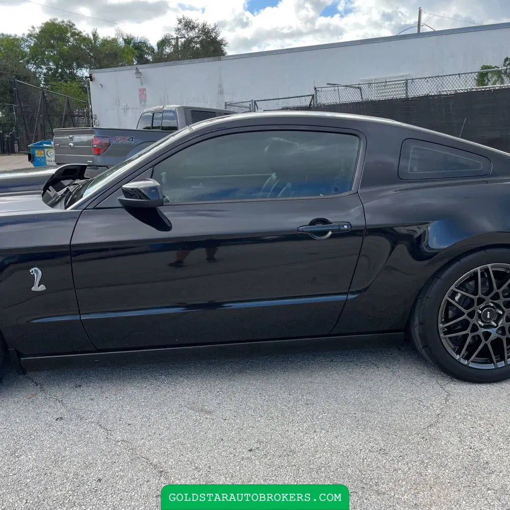 2013 Ford Shelby GT500 Base