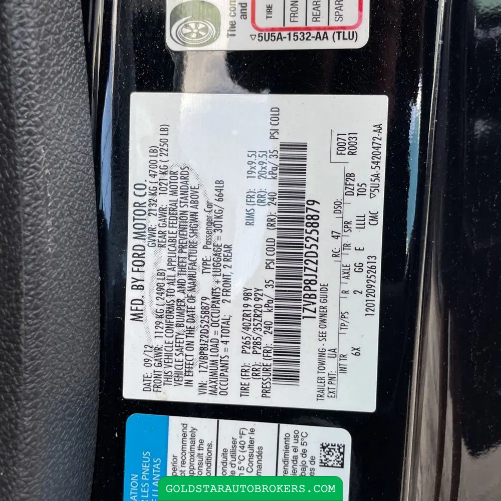 2013 Ford Shelby GT500 Base