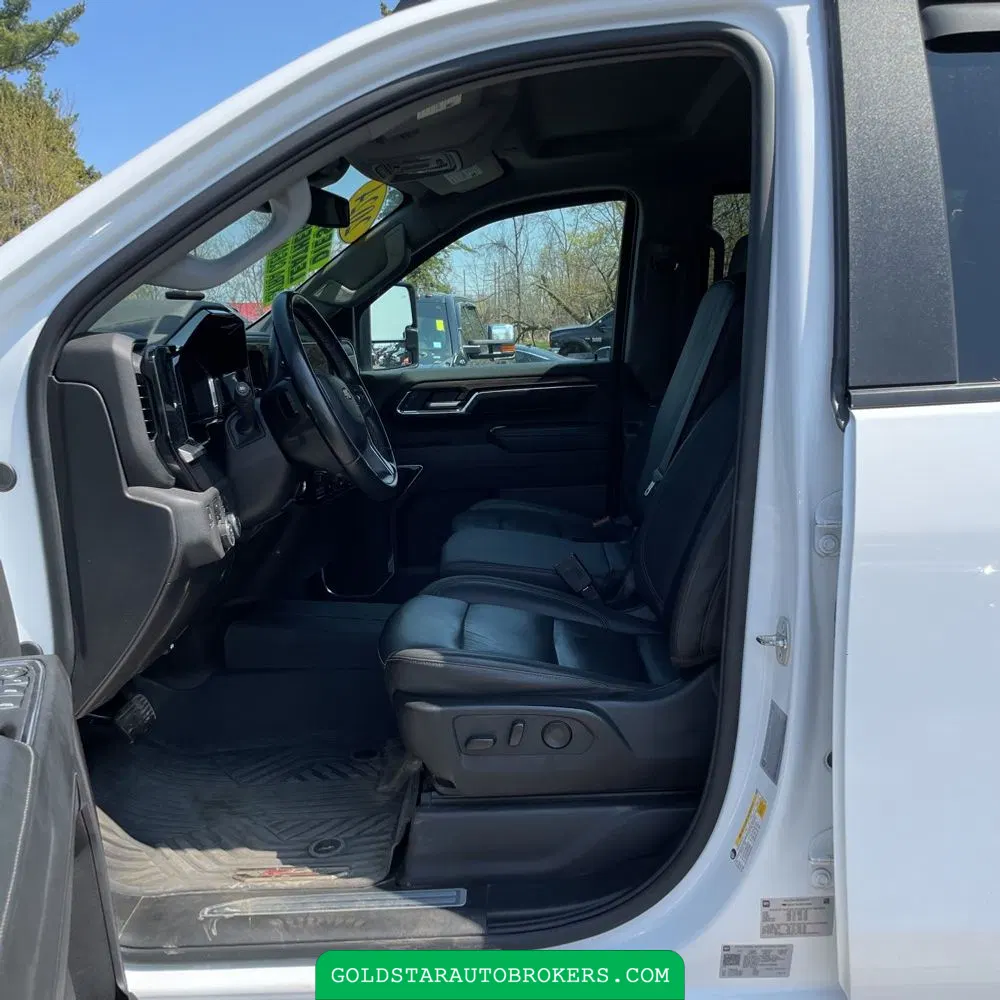 2024 Chevrolet Silverado 3500HD LT