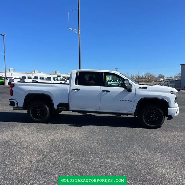 2024 Chevrolet Silverado 3500HD LTZ