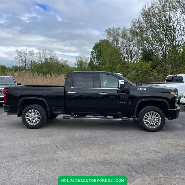 2022 Chevrolet Silverado 3500HD High Country