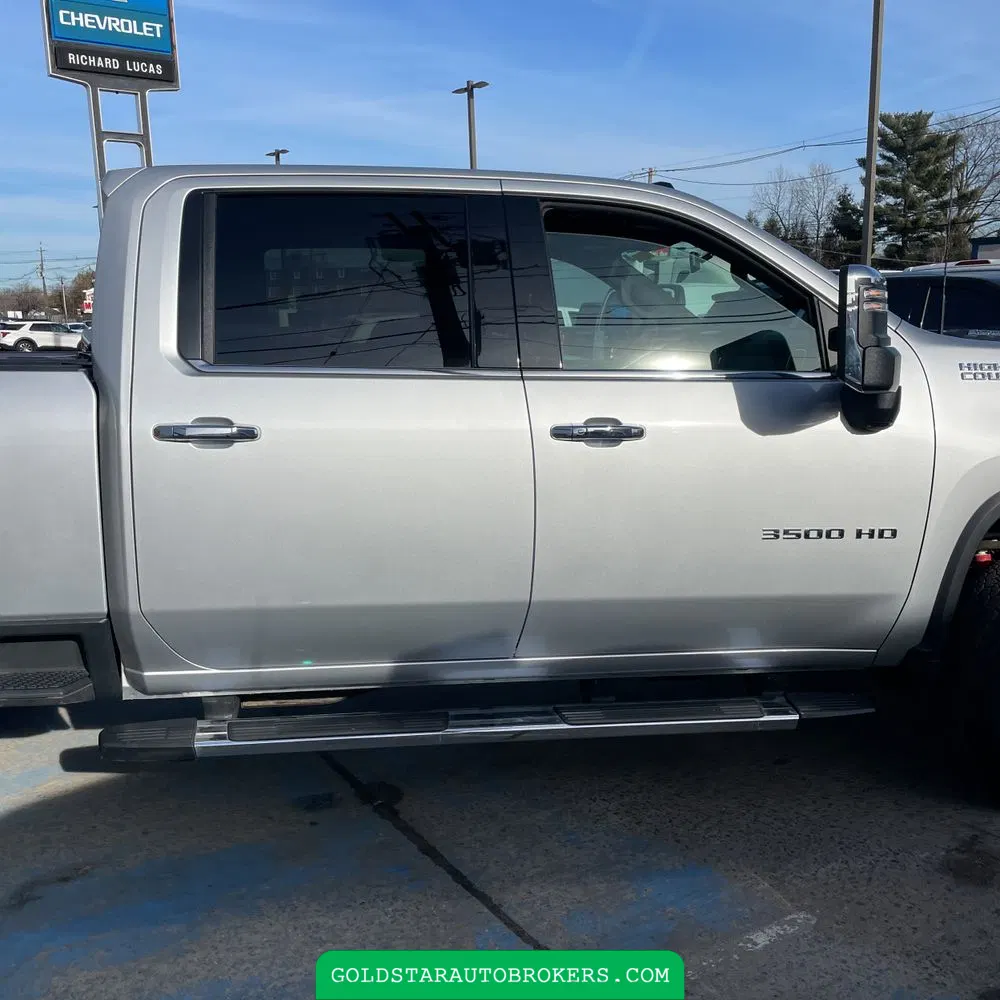 2023 Chevrolet Silverado 3500HD High Country