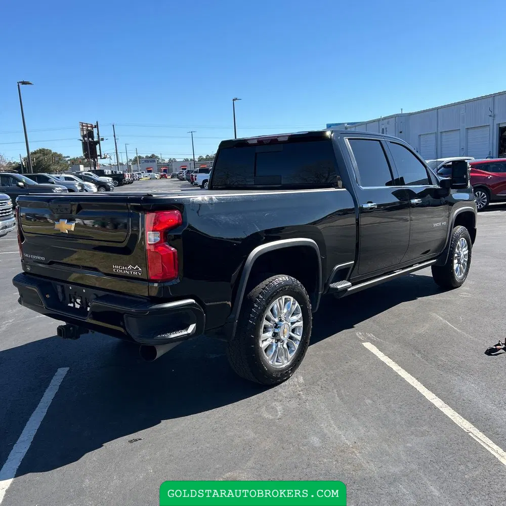 2022 Chevrolet Silverado 3500HD High Country