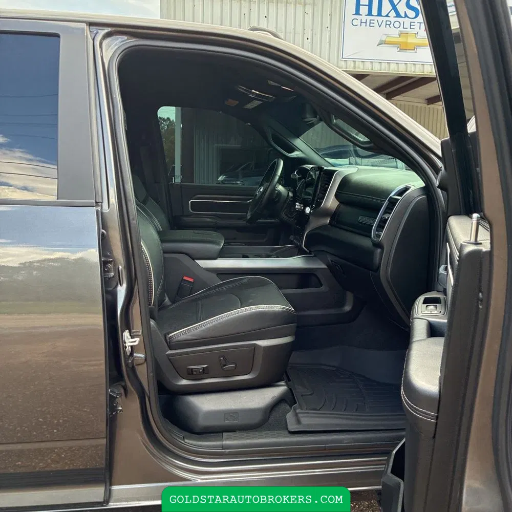 2024 Ram 3500 Laramie