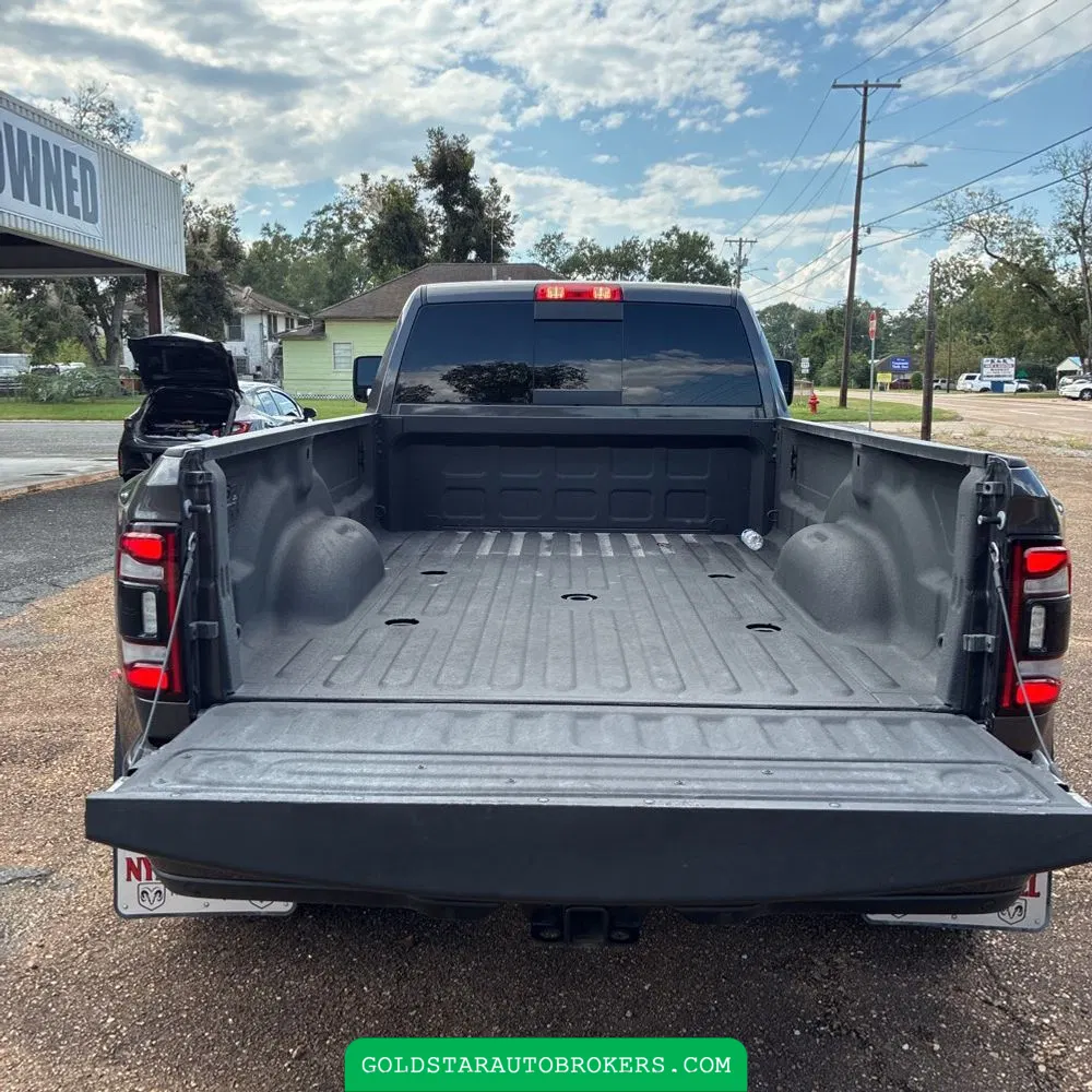 2024 Ram 3500 Laramie
