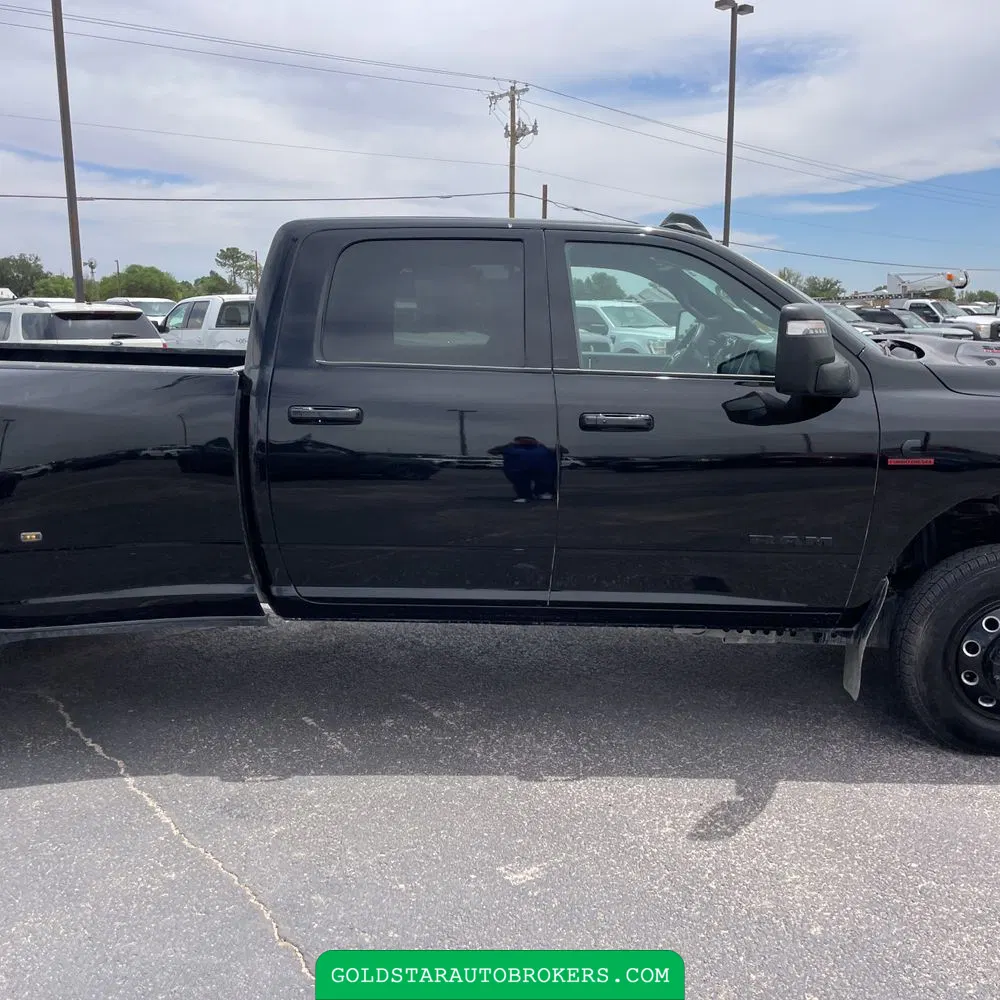 2024 Ram 3500 Laramie