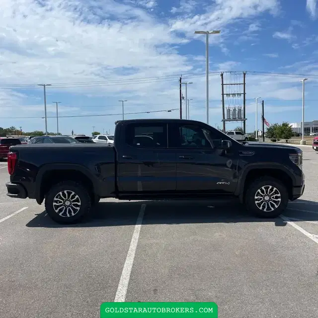 2022 GMC Sierra 1500 AT4