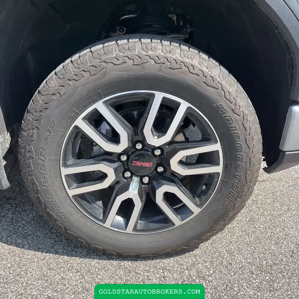 2025 GMC Sierra 1500 AT4