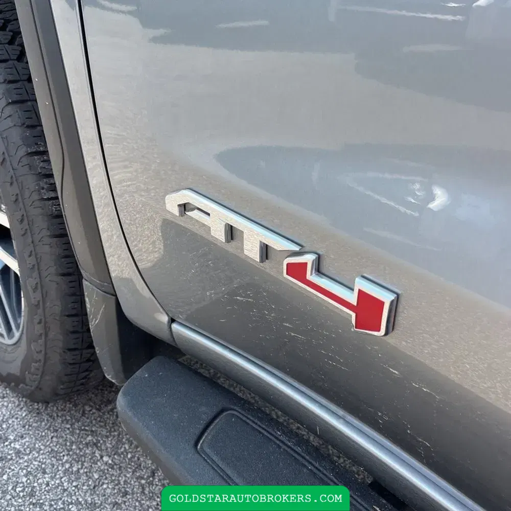 2025 GMC Sierra 1500 AT4