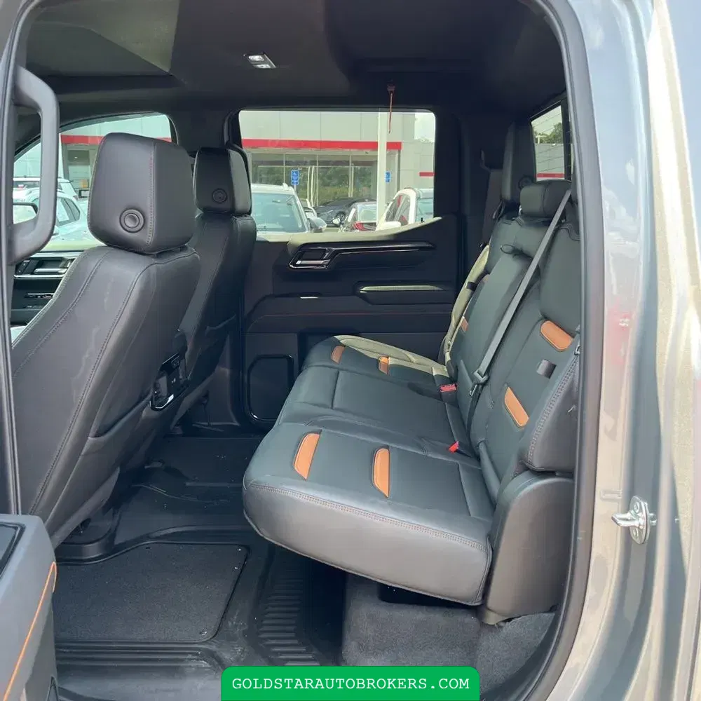 2025 GMC Sierra 1500 AT4