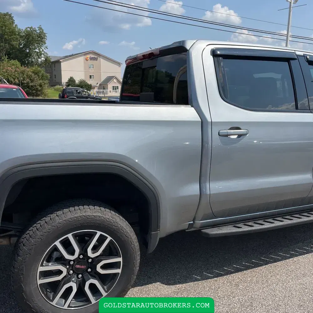 2025 GMC Sierra 1500 AT4