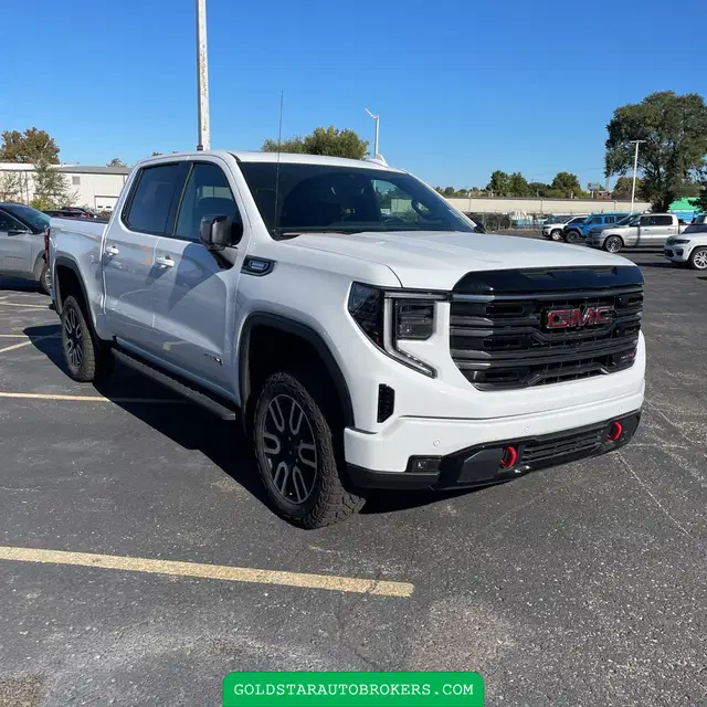 2025 GMC Sierra 1500 AT4