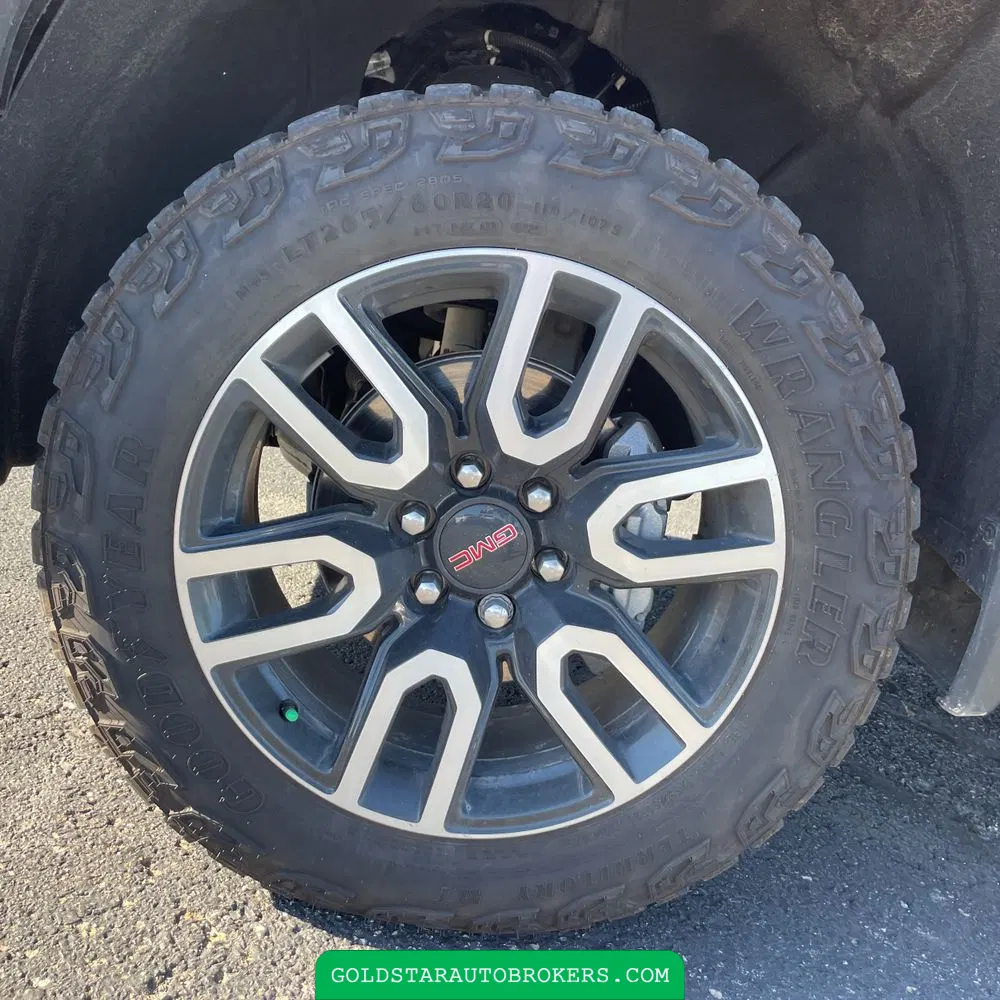 2025 GMC Sierra 1500 AT4