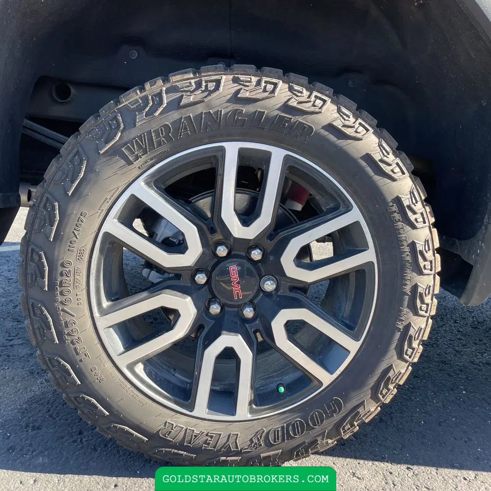 2025 GMC Sierra 1500 AT4