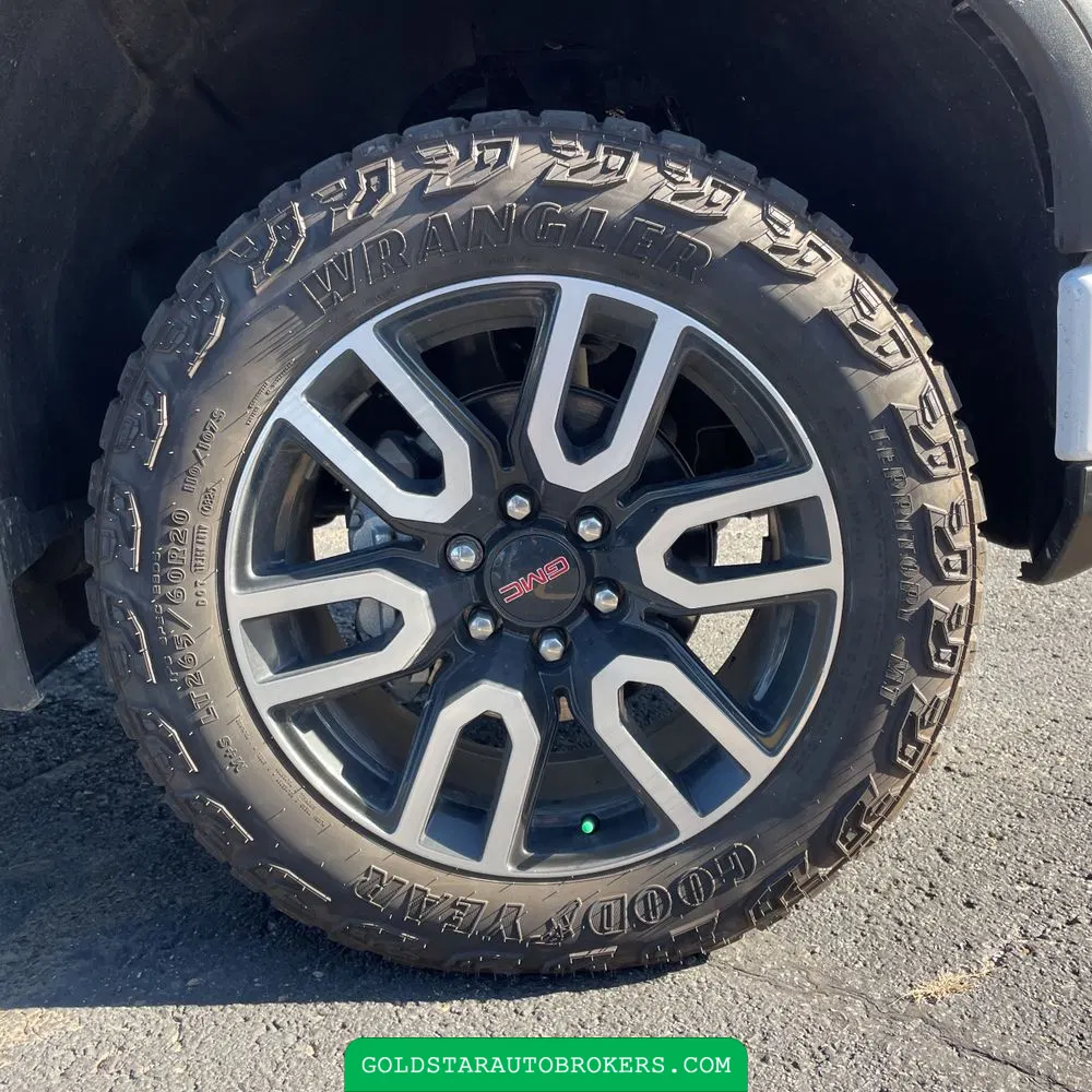 2025 GMC Sierra 1500 AT4