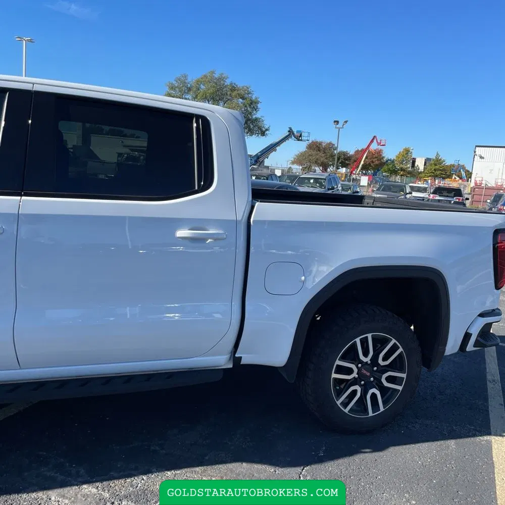 2025 GMC Sierra 1500 AT4