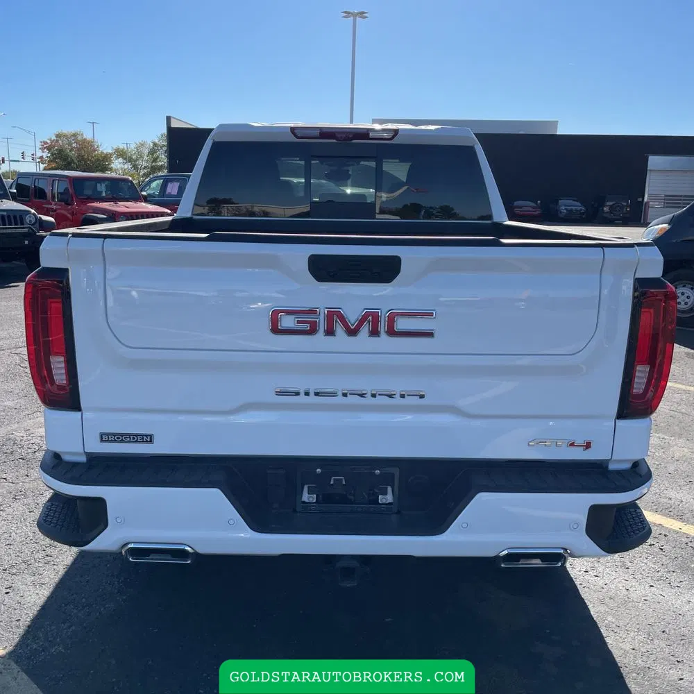 2025 GMC Sierra 1500 AT4