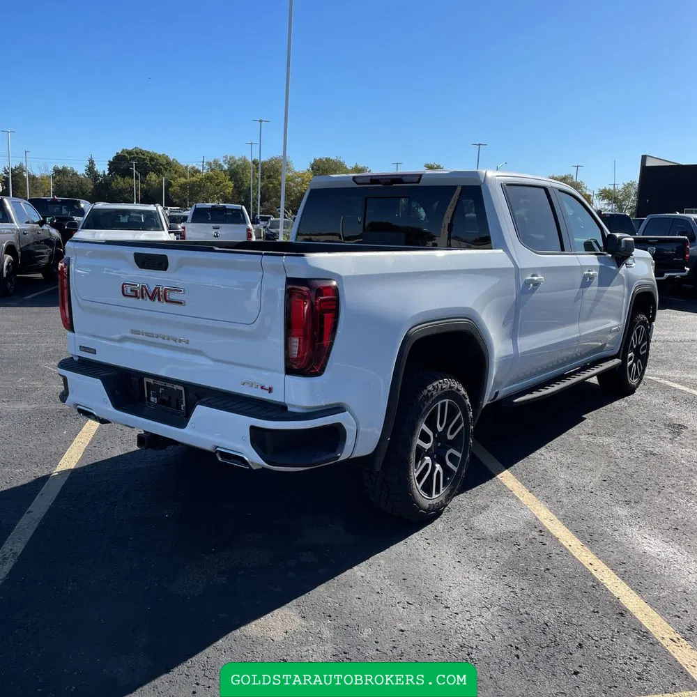 2025 GMC Sierra 1500 AT4